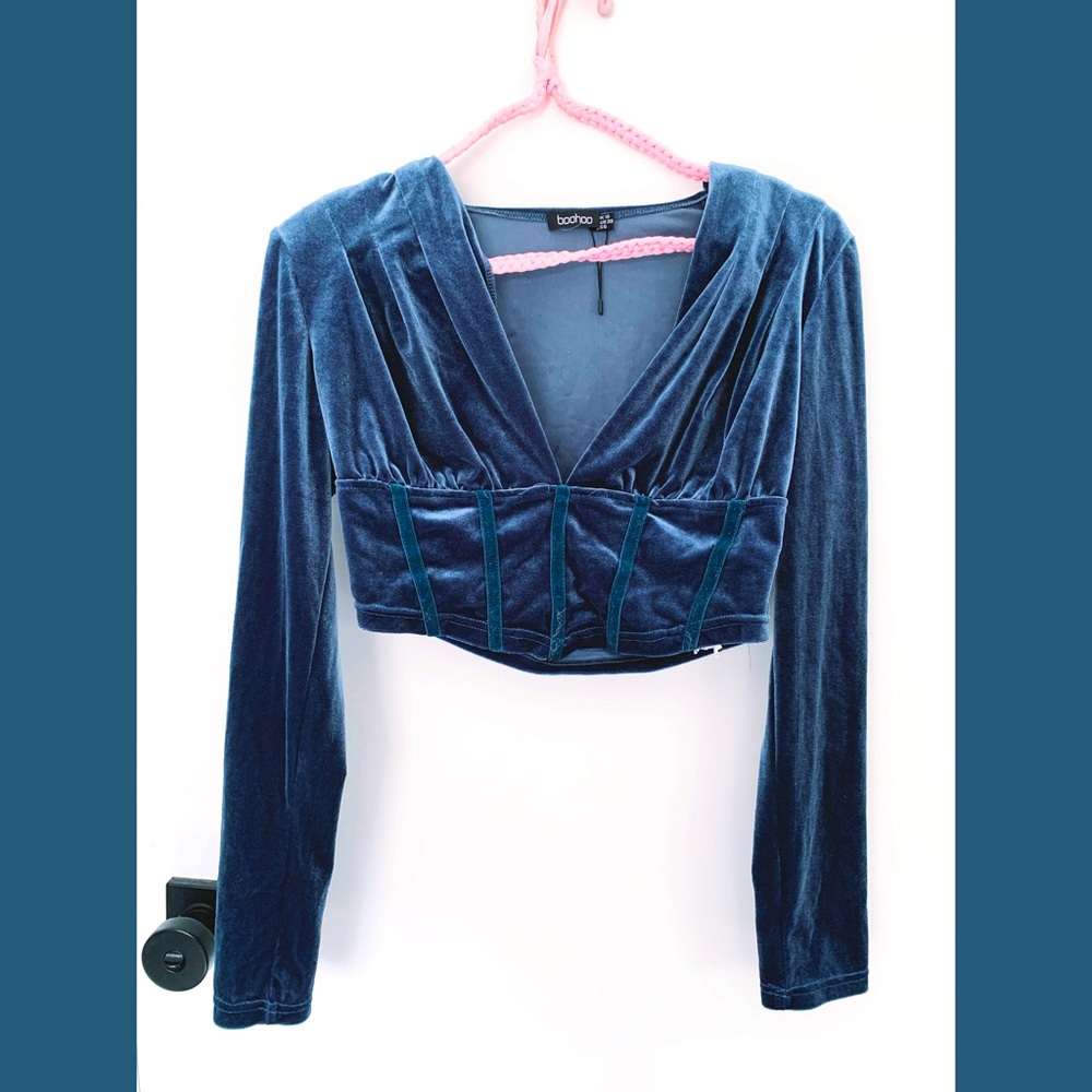 BooHoo Velvet Crop Top - Size 6